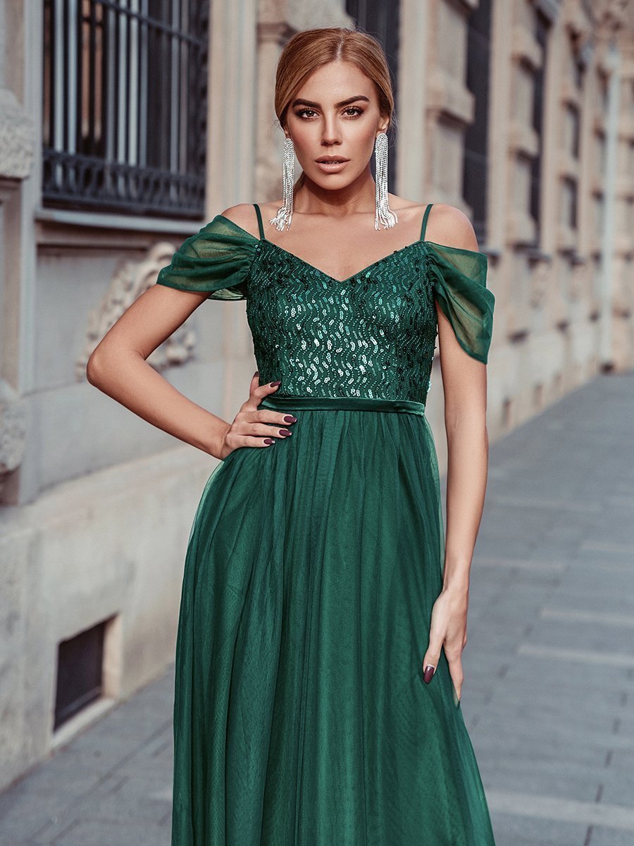 A-Line Tulle Bridesmaid Dress with Sweetheart Neckline and Ruffle Sleeves