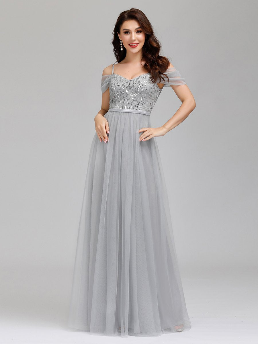 A-Line Tulle Bridesmaid Dress with Sweetheart Neckline and Ruffle Sleeves