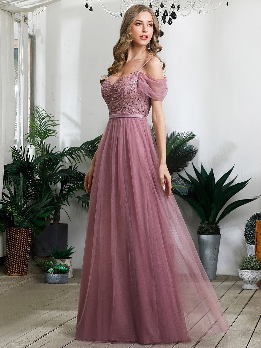 A-Line Tulle Bridesmaid Dress with Sweetheart Neckline and Ruffle Sleeves