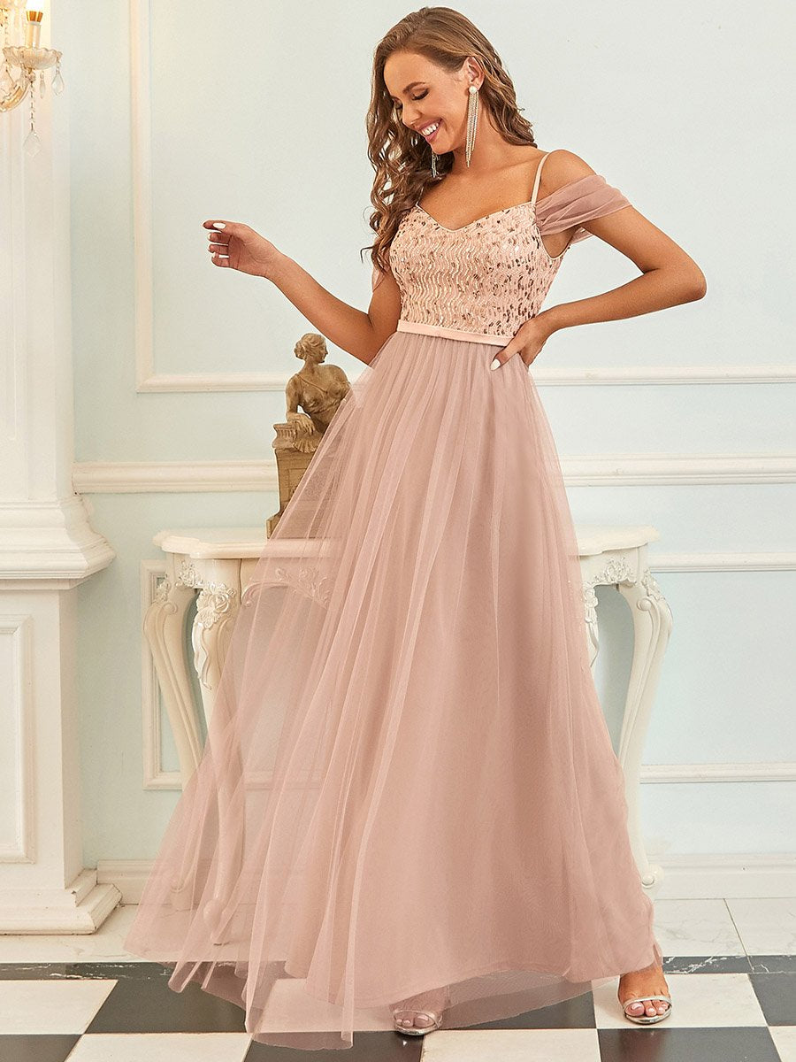 A-Line Tulle Bridesmaid Dress with Sweetheart Neckline and Ruffle Sleeves