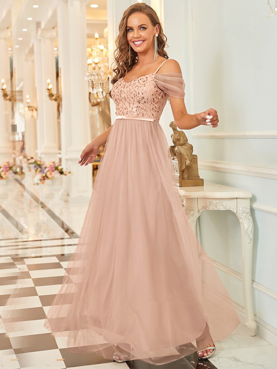 A-Line Tulle Bridesmaid Dress with Sweetheart Neckline and Ruffle Sleeves