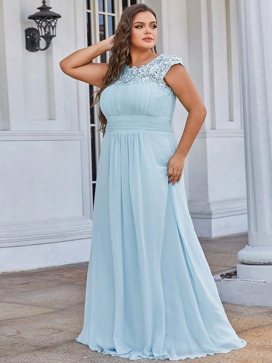 Elegant Lace Cap Sleeve Chiffon Evening Gown with Ruched Detail: Lacey Neckline Open Back Ruched Bust Plus Size Evening Dress