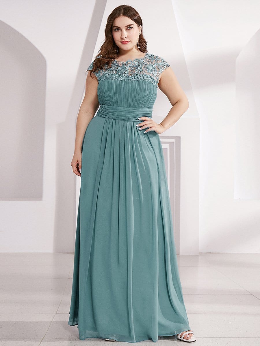 Elegant Lace Cap Sleeve Chiffon Evening Gown with Ruched Detail: Lacey Neckline Open Back Ruched Bust Plus Size Evening Dress