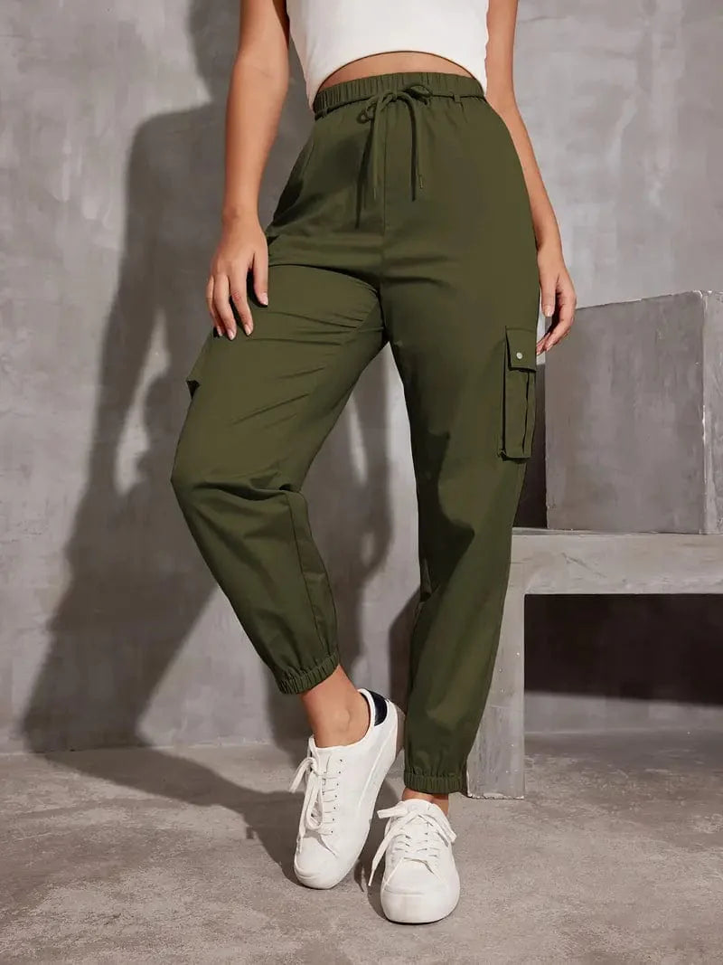 Y2K Loose Fit Cargo Trousers with Drawstring Waist and Multiple Pockets, Versatile Women's Apparel for Any Time of Year