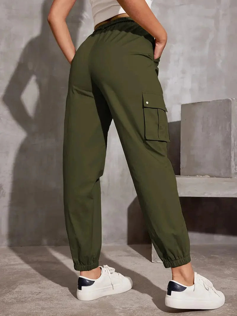 Y2K Loose Fit Cargo Trousers with Drawstring Waist and Multiple Pockets, Versatile Women's Apparel for Any Time of Year