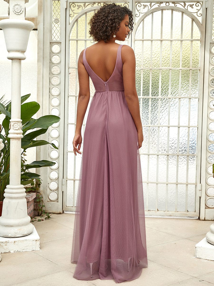 Elegant V-Neck A-Line Dress with Floral Lace Appliques
