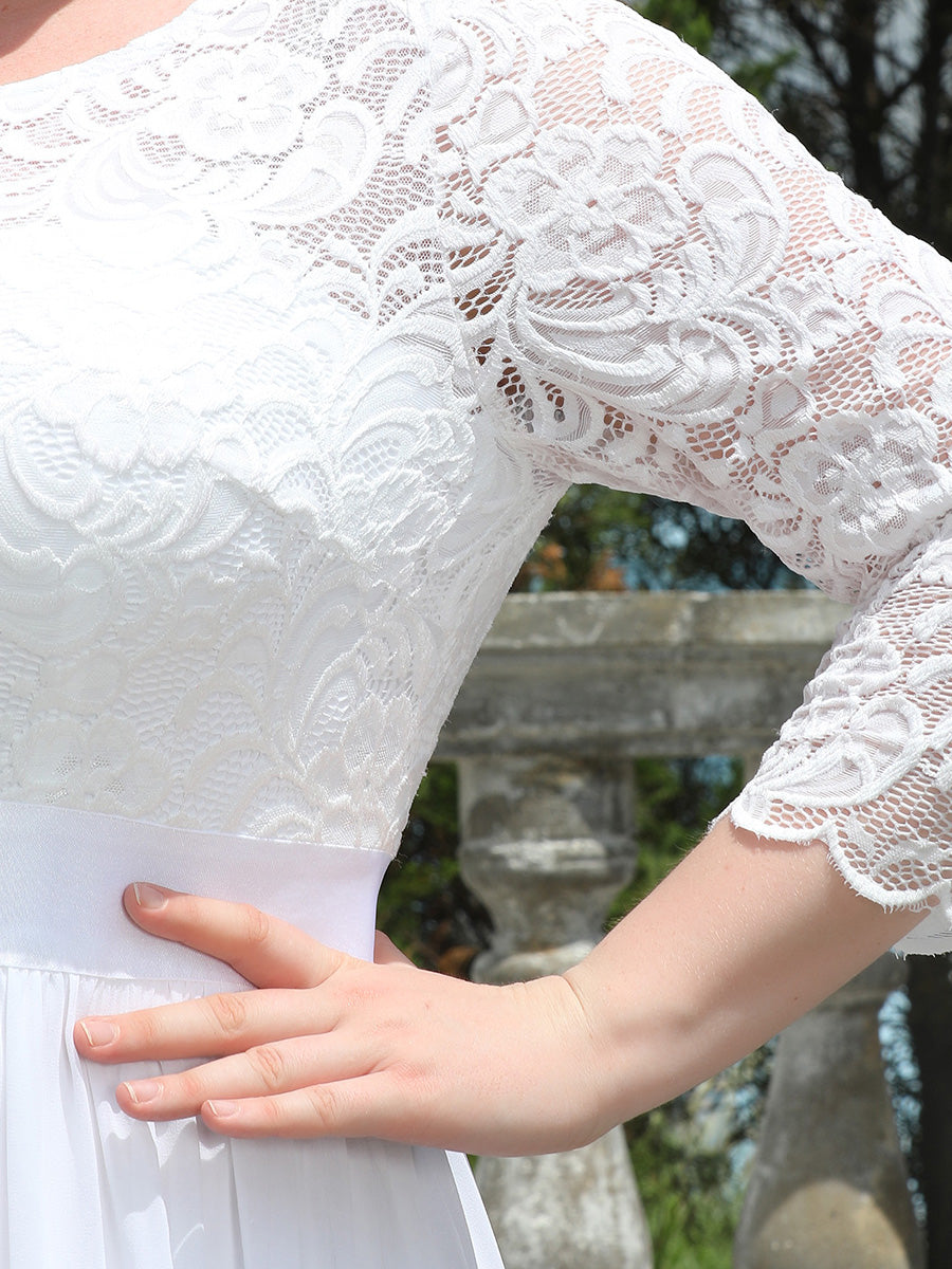Elegant Lace Plus Size Bridesmaid Dresses with Long Sleeves.