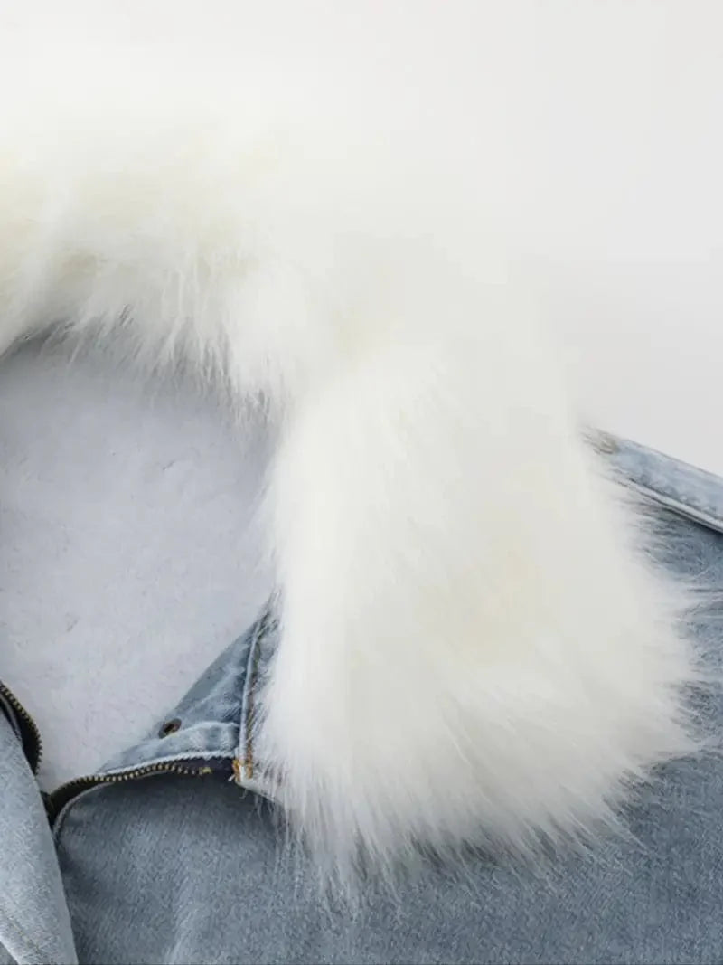 Cozy Women's Denim Jacket with Faux Fur Trim and Drawstring Waist