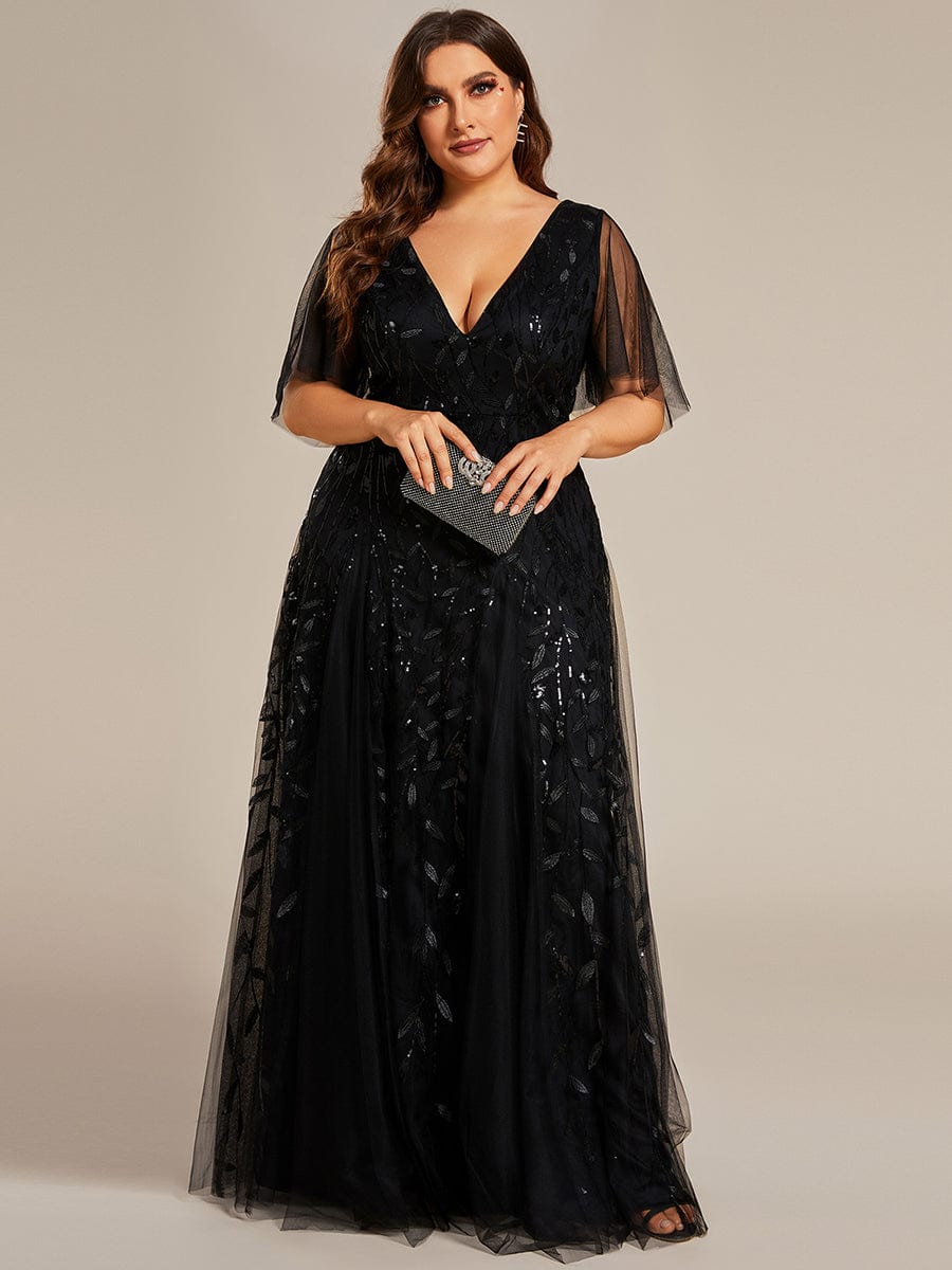 Elegant Plus Size Sequin Evening Gown with Short Sleeves