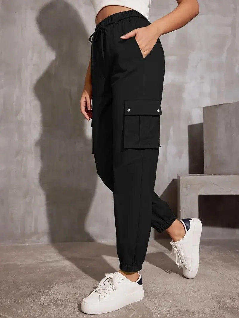 Y2K Loose Fit Cargo Trousers with Drawstring Waist and Multiple Pockets, Versatile Women's Apparel for Any Time of Year